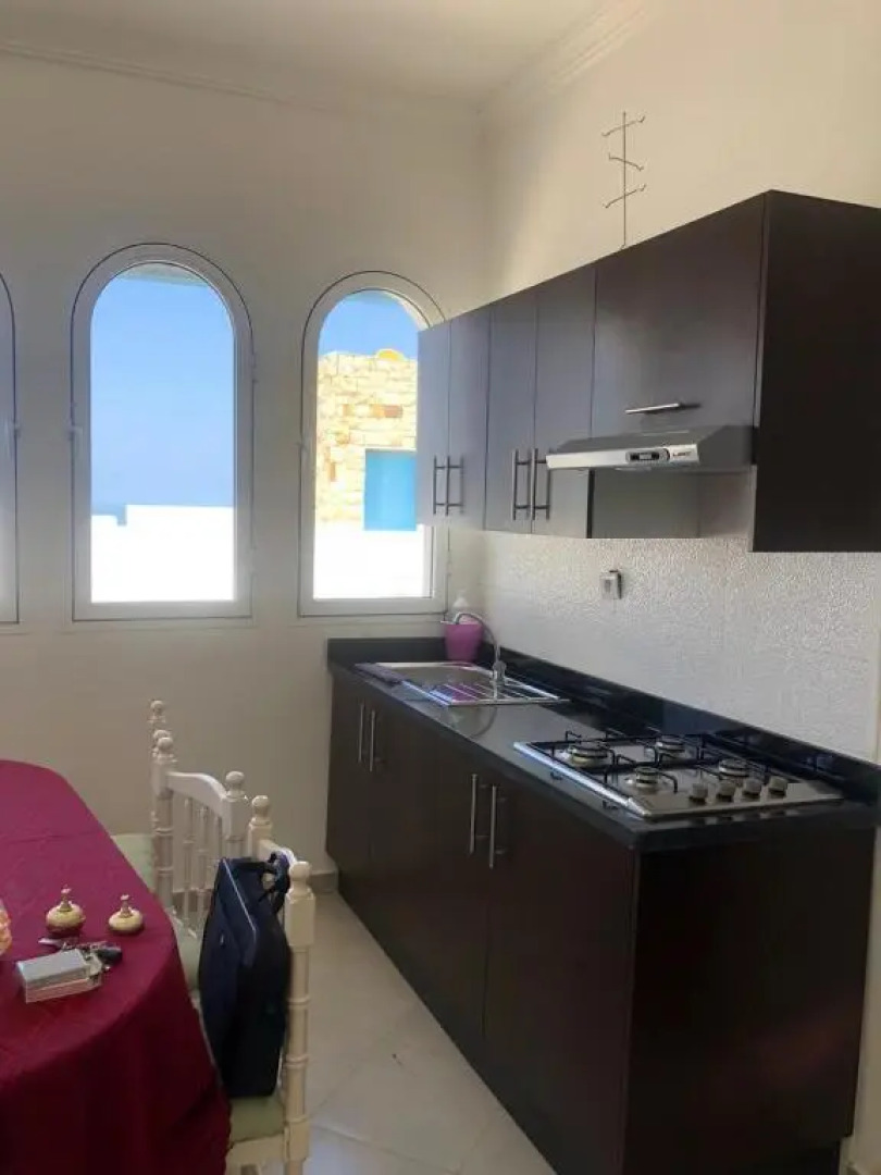 Lilia al jabal app. 16-8