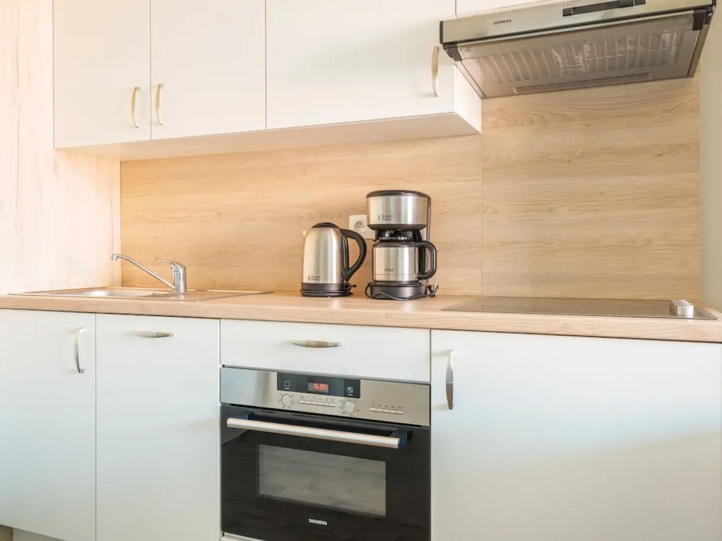 Modern Apartment With a Microwave, Near the Sea