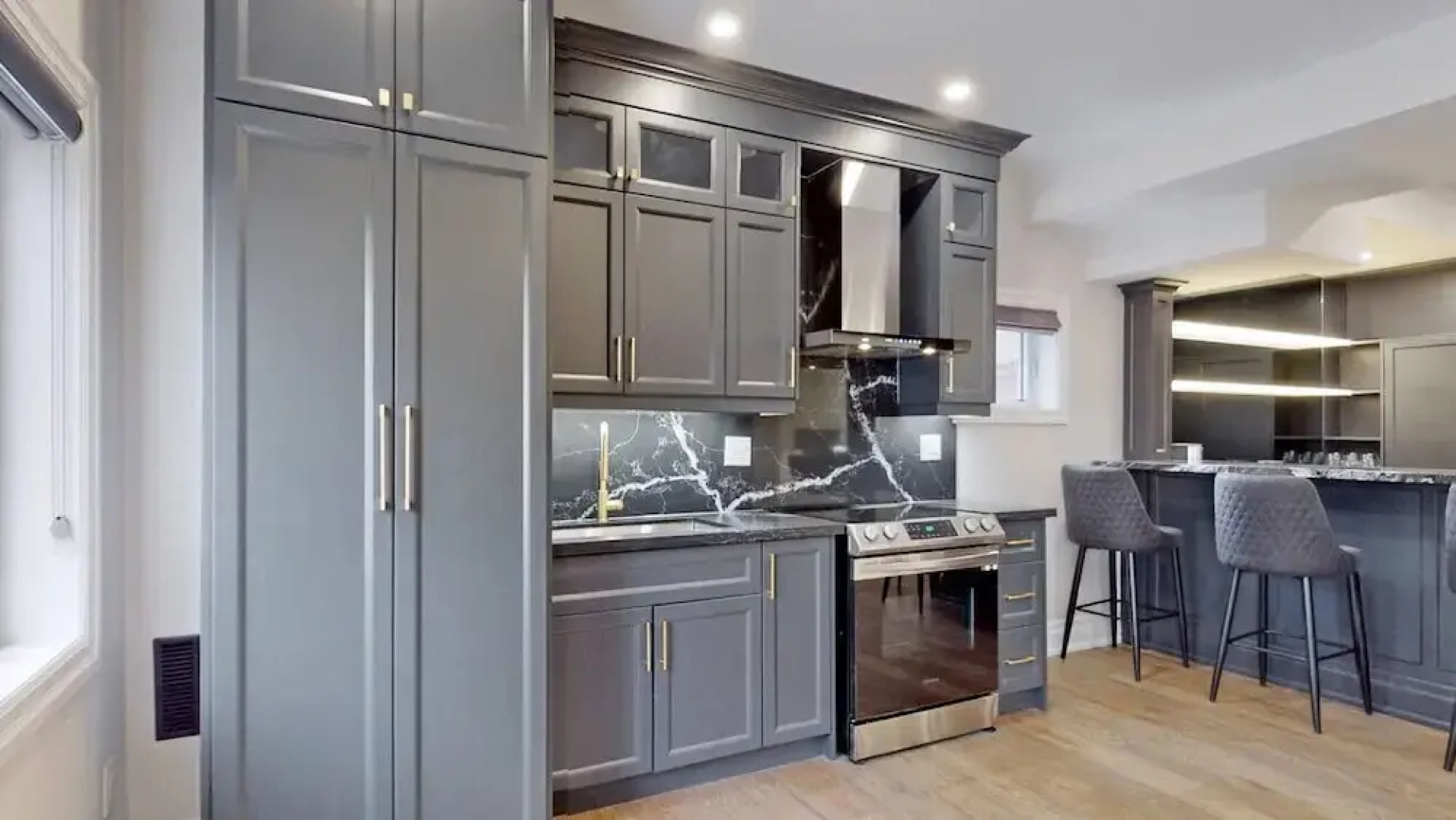 Family Modern Walkout Basement w Sauna Ski Resort 30min