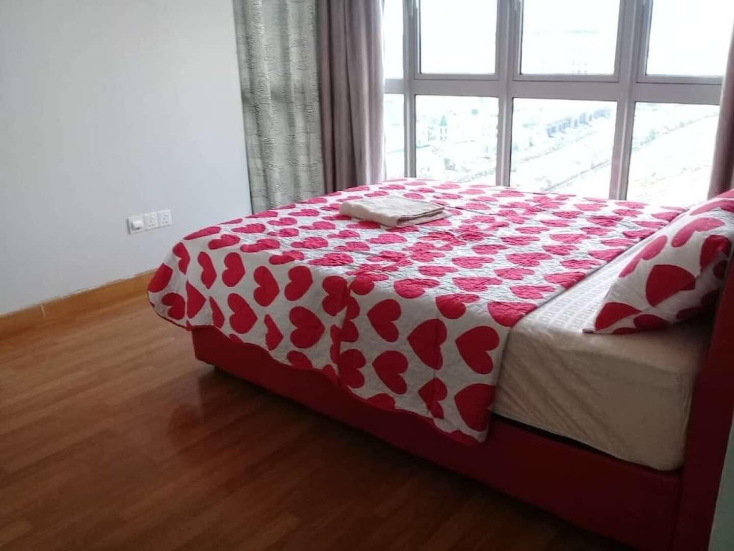 One South Garden Apartment