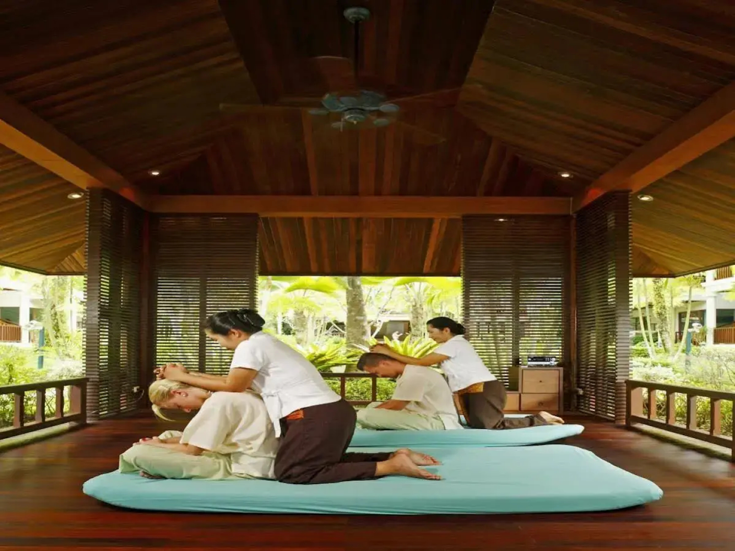 Khaolak Bay Front Resort