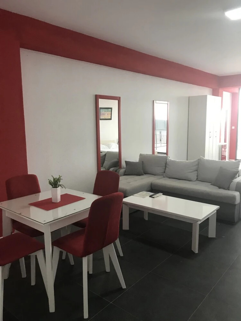 Apartments Red Beach