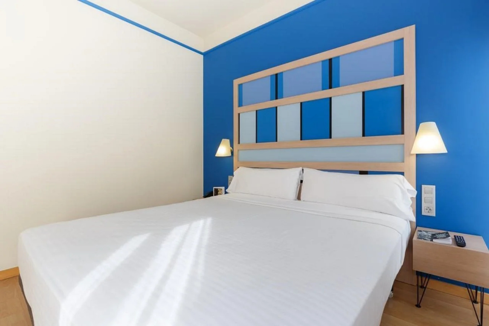 Отель Ciutat de Barcelona