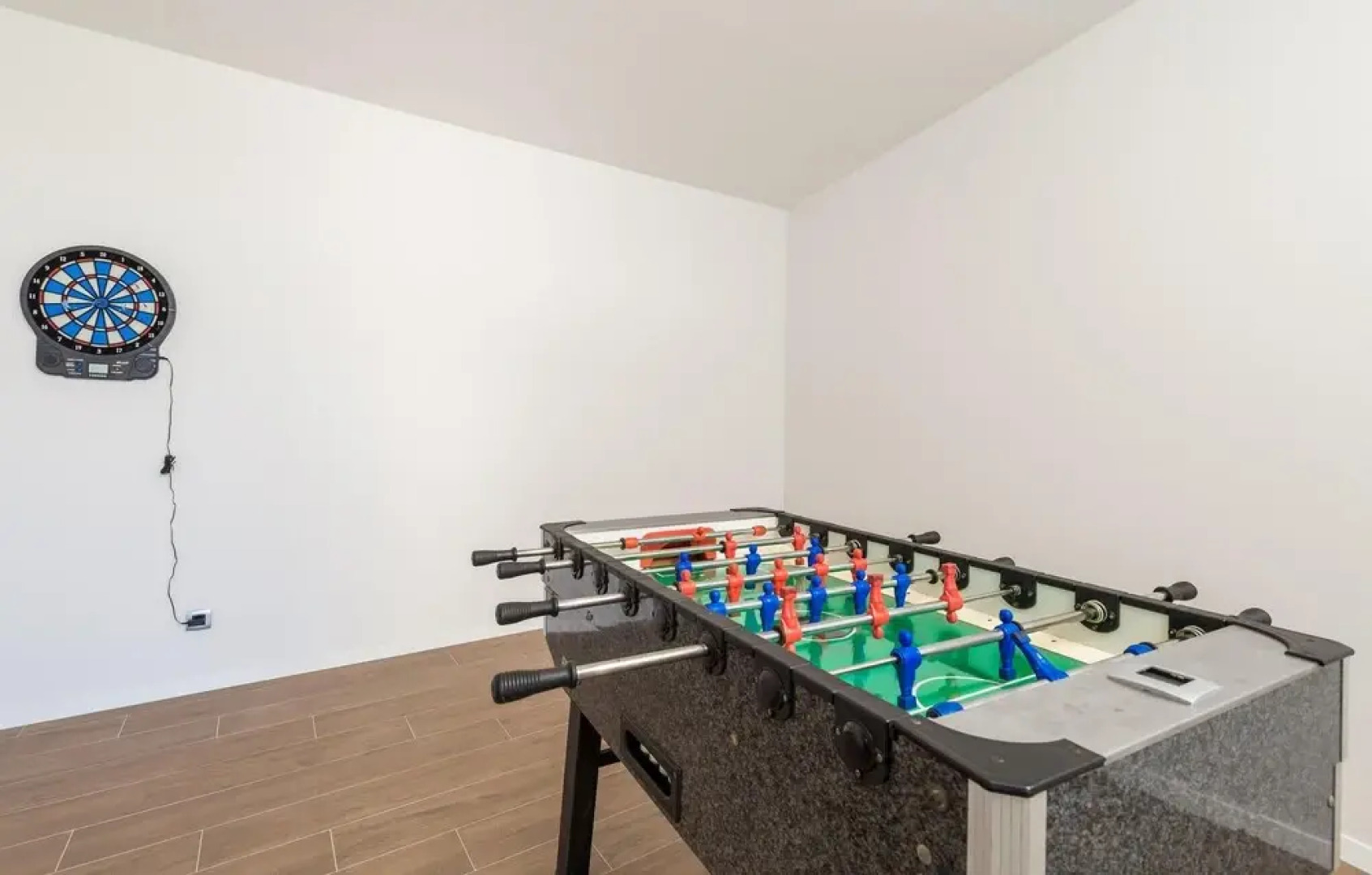 Amazing Home in Barbat na Rabu With 6 Bedrooms, Jacuzzi and Outdoor Swimming Pool