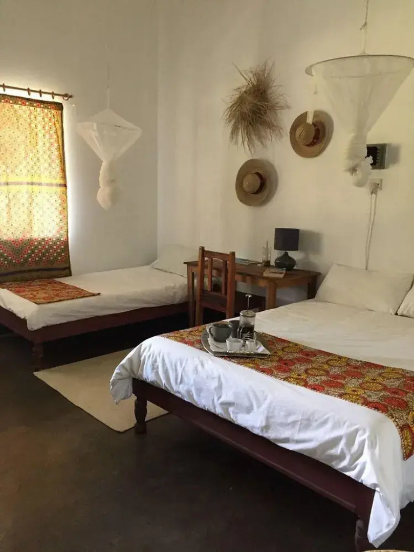 Monkey Bay Beach Lodge