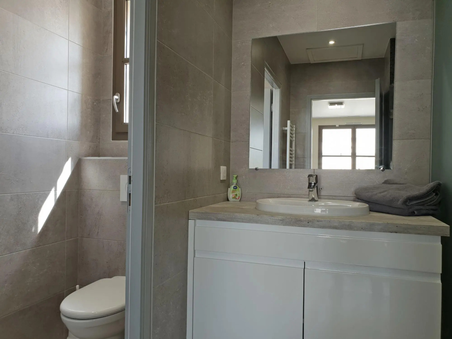 Stunning Villa in Uzès - Garrigues Sainte Eulalie With Pool