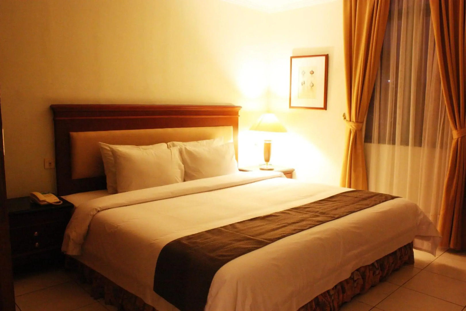 Travellers Suites Serviced Apartments