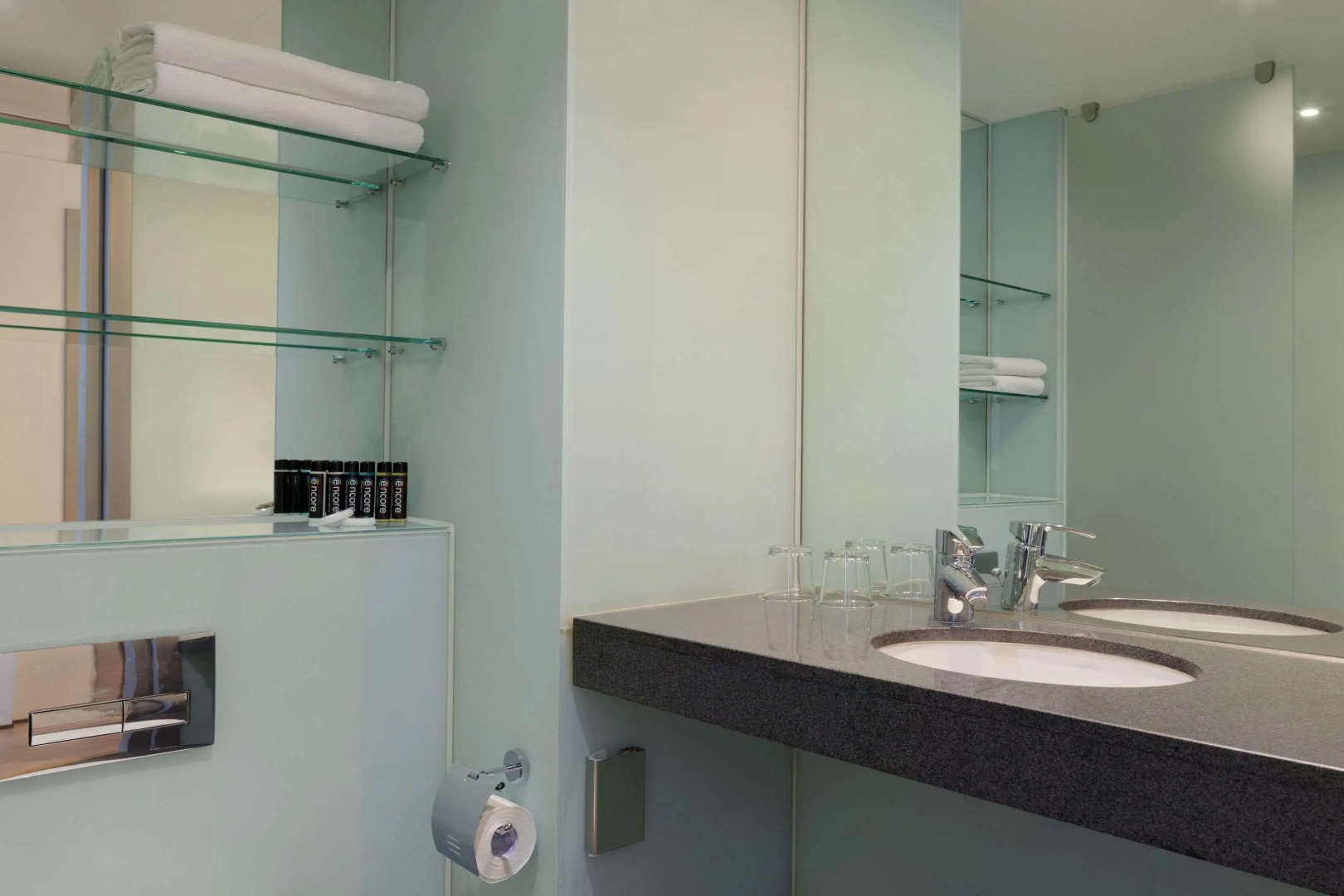 Отель Ramada Encore by Wyndham Киев