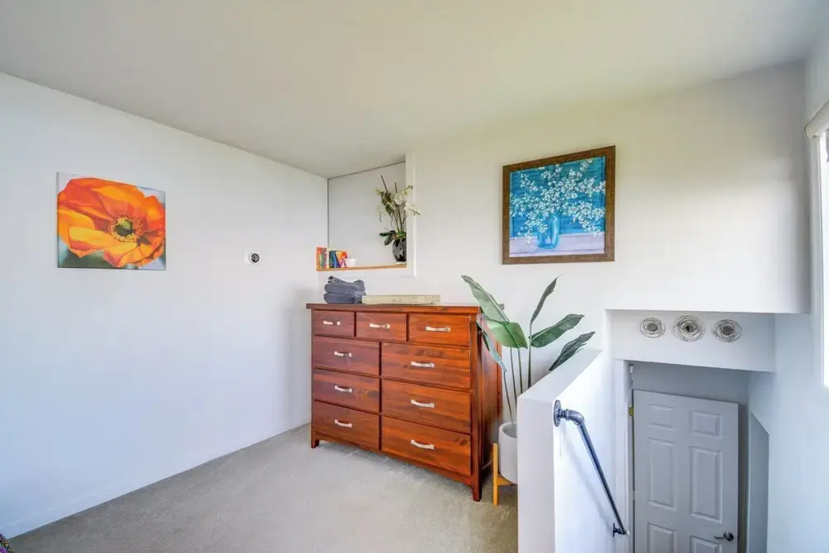 Chic Port Angeles Home w/ Oceanfront Balcony!