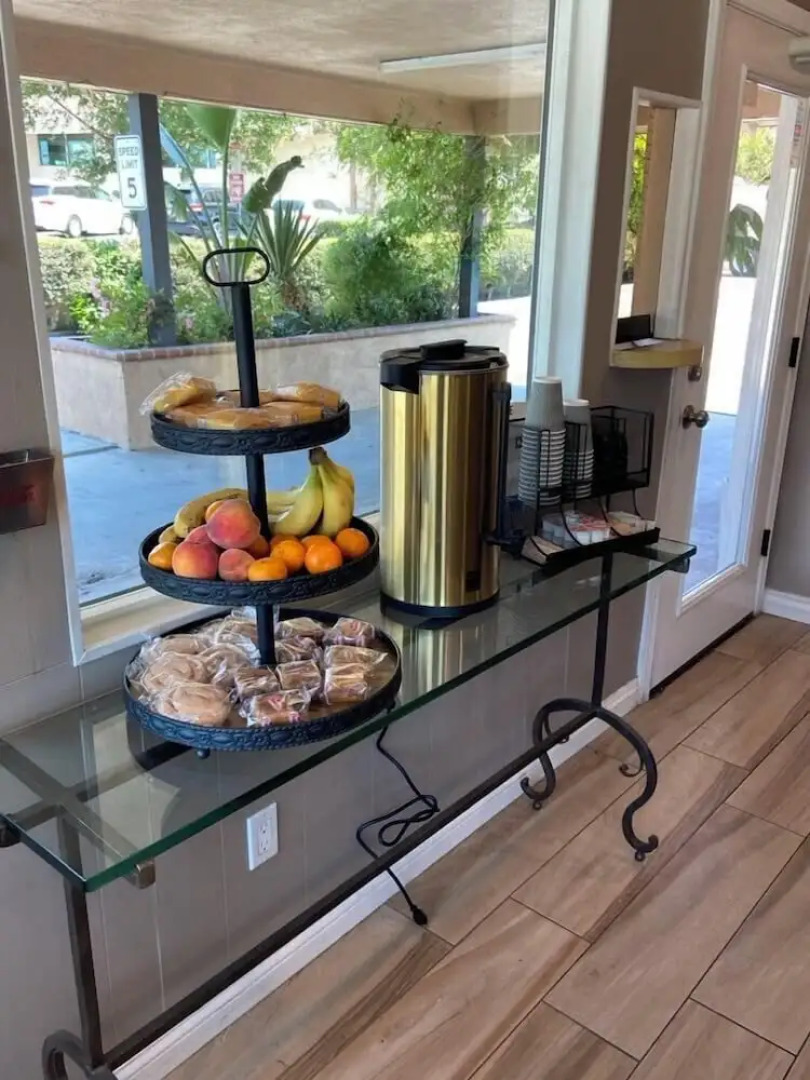 Westward Wagon Inn Theme Park Entrance