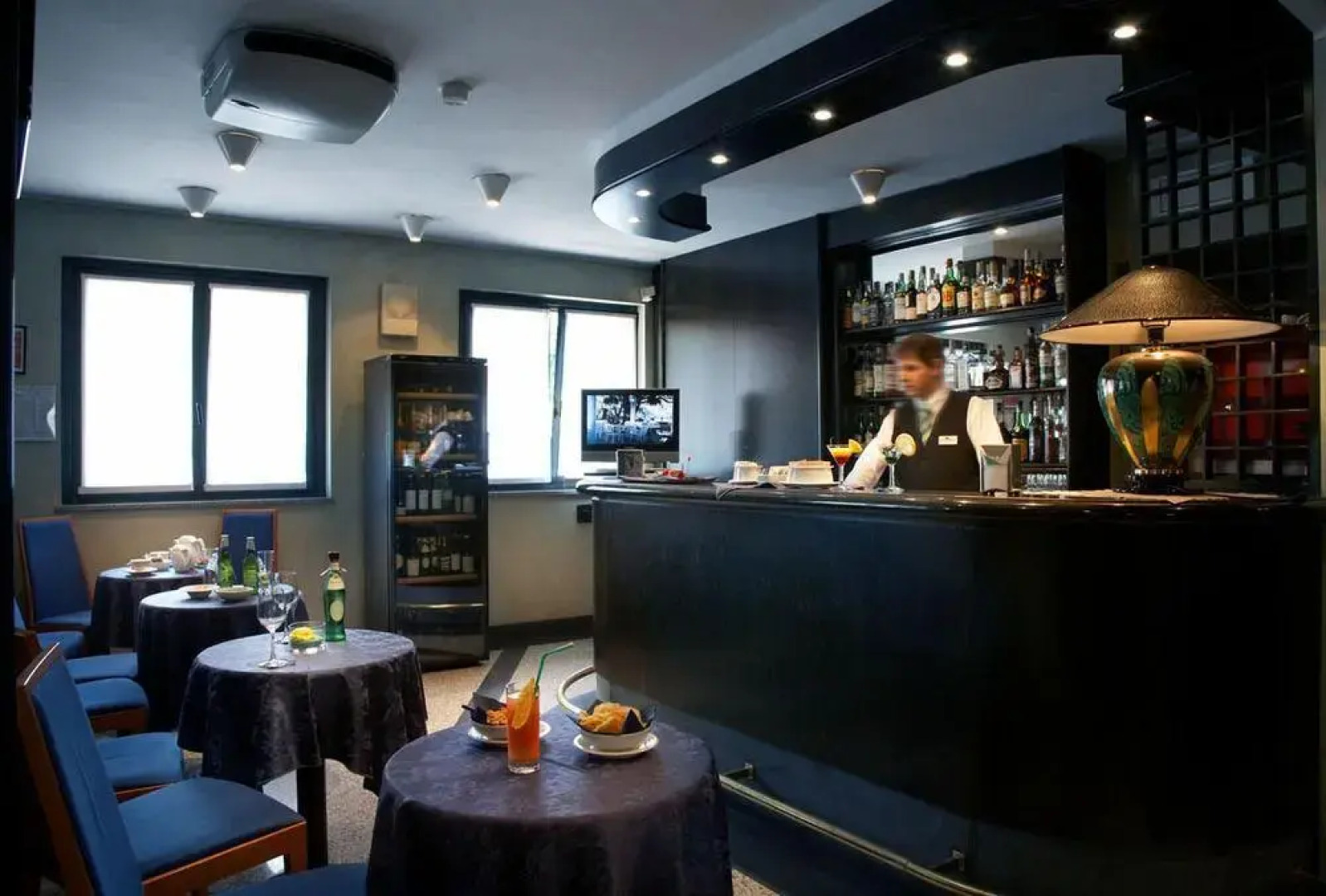 Pacific Hotel Airport