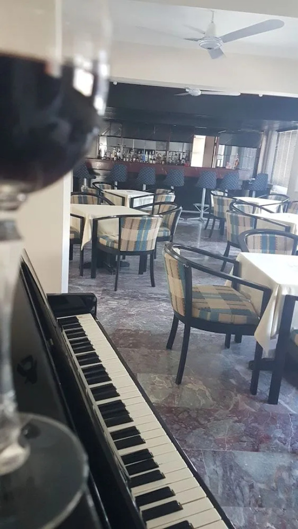 Ileri Hotel & Apartments