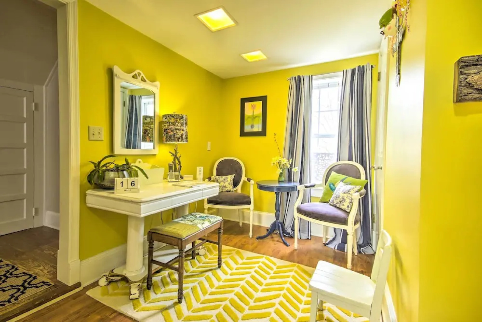 Historic Farmhouse w/ Chef's Kitchen Near Wineries