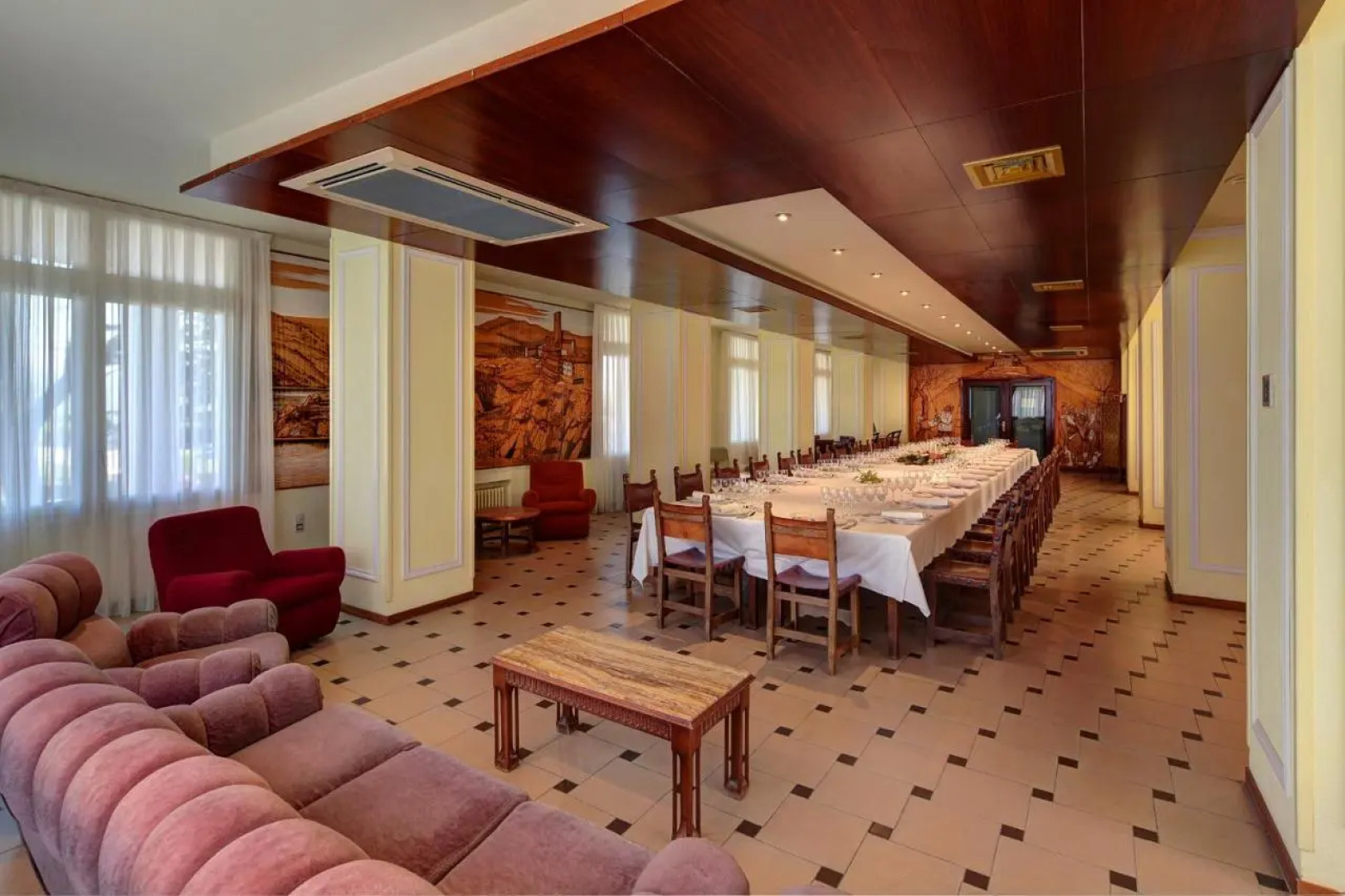 Hotel Rey Sancho Ramírez