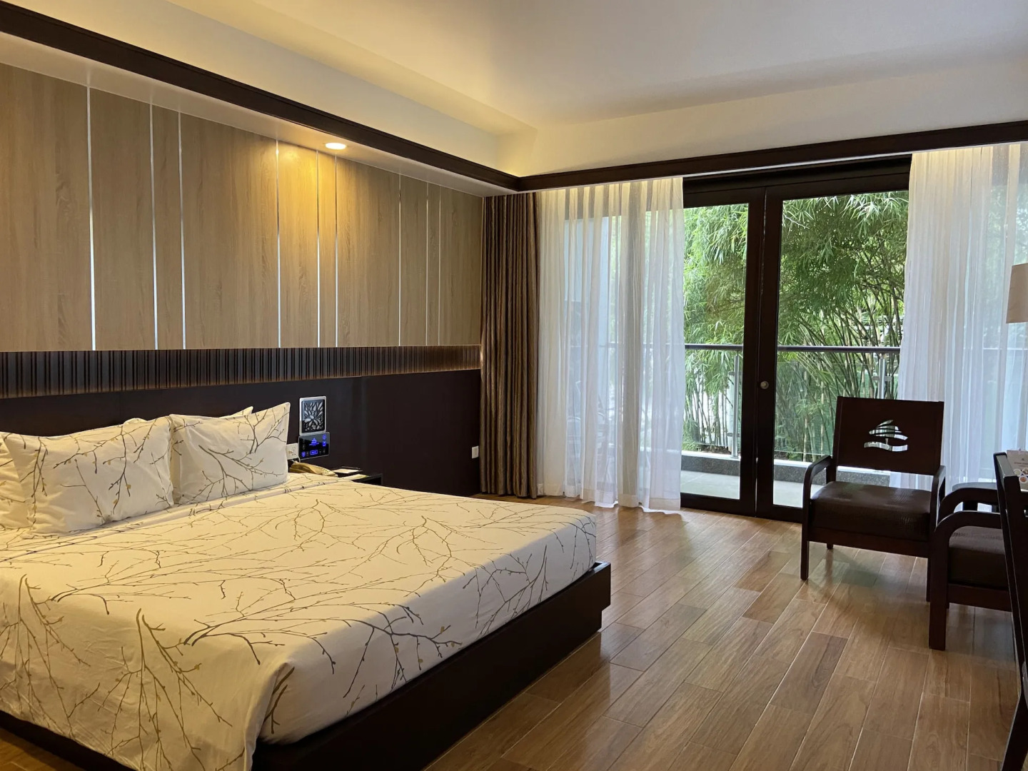 Carmelina Beach Resort