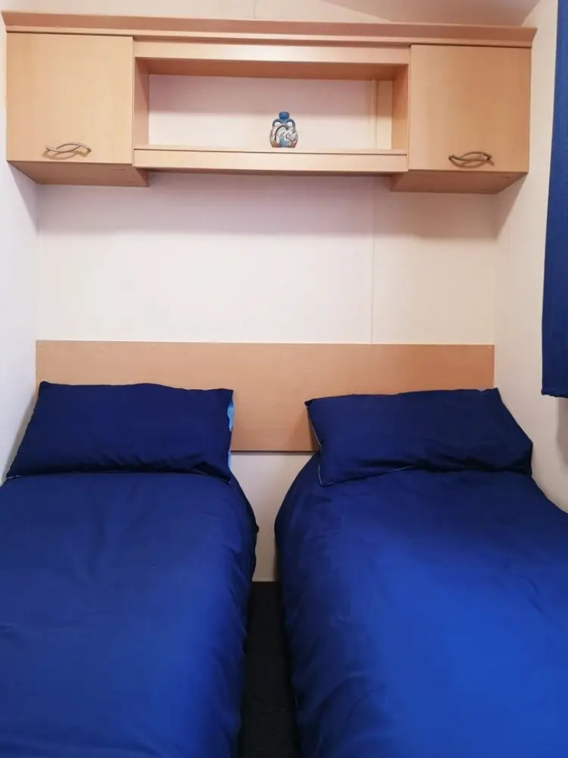 Whitstable Caravan - 5 Minutes Away From the Beach