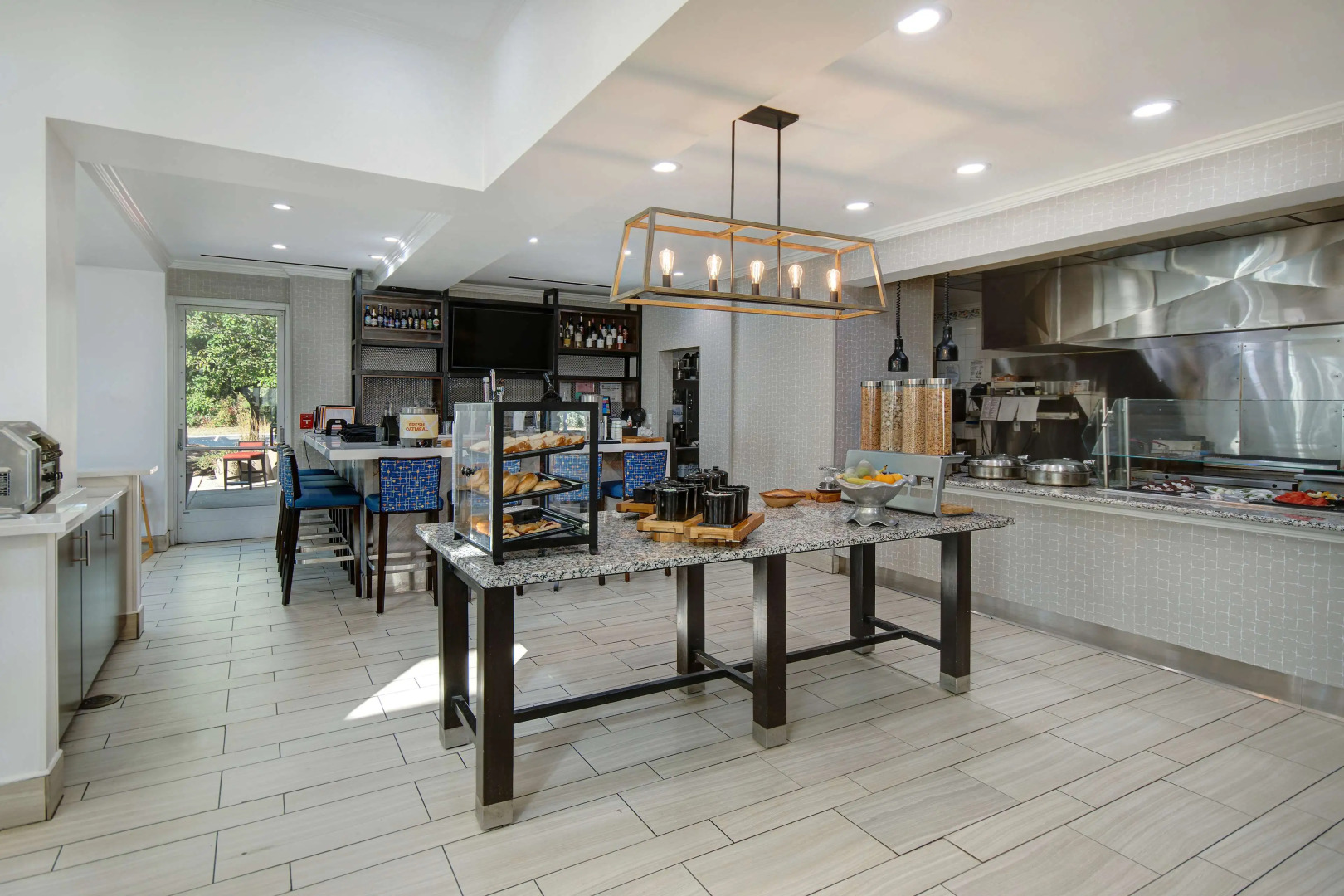 Hilton Garden Inn Detroit Metro Airport