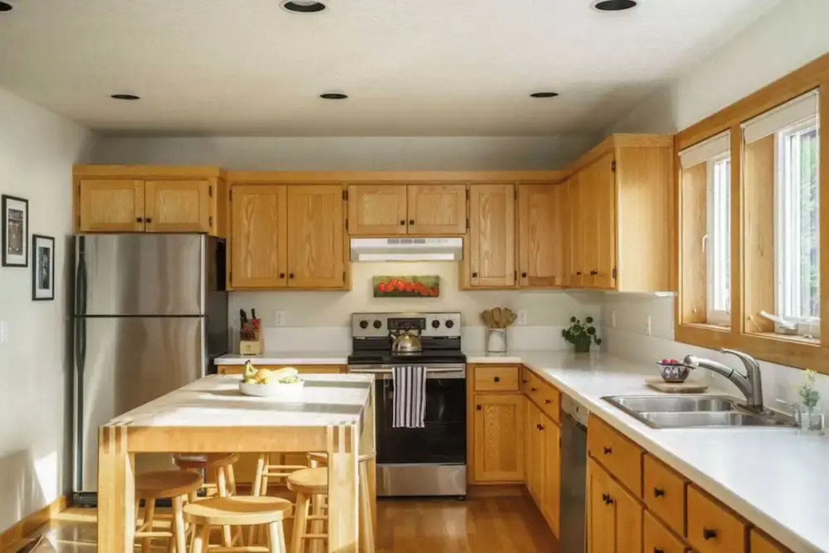 Seagrove by Avantstay Treetop Haven w/ Coastal Views