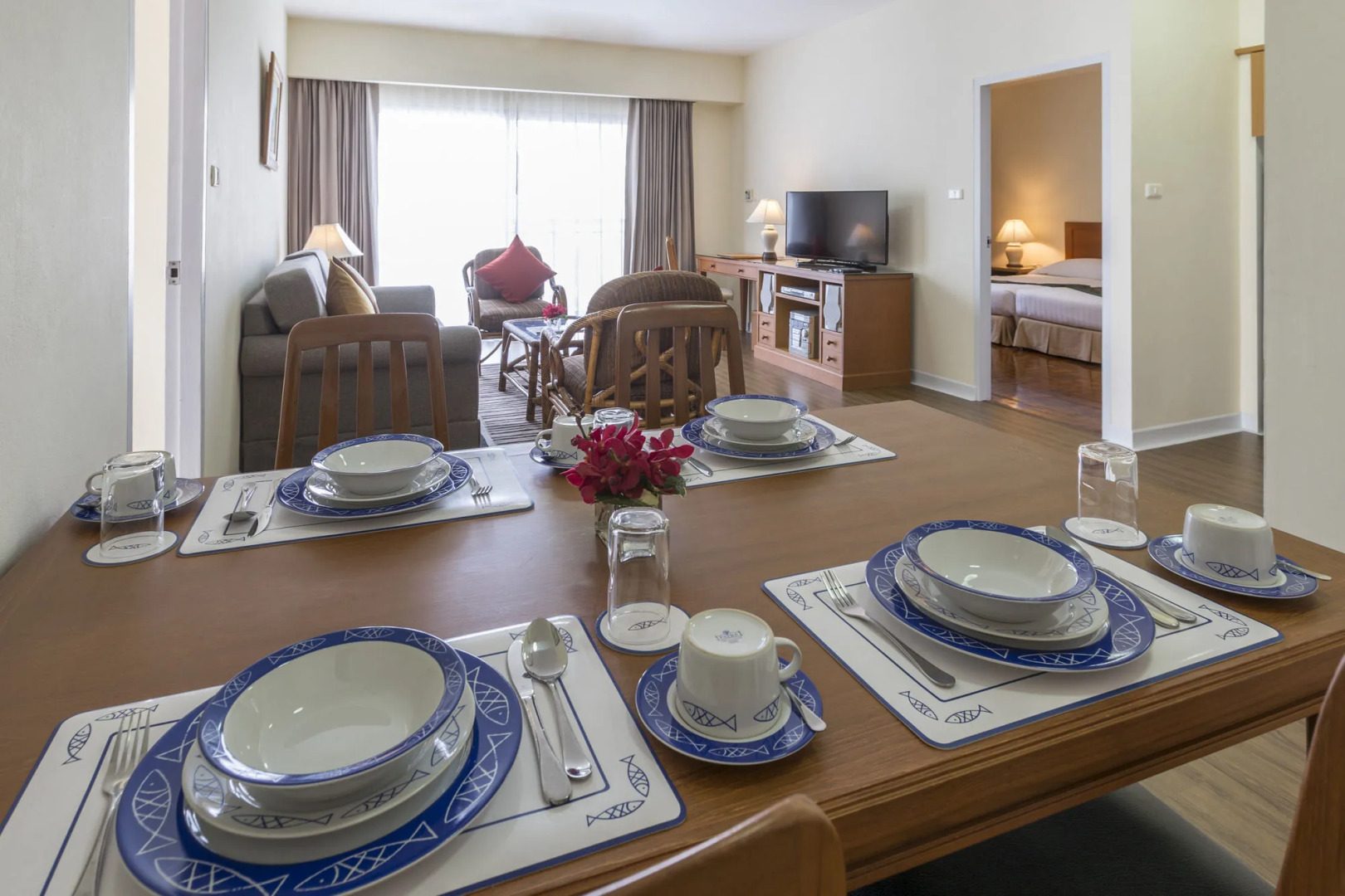 Kameo House Hotel and Serviced Apartments