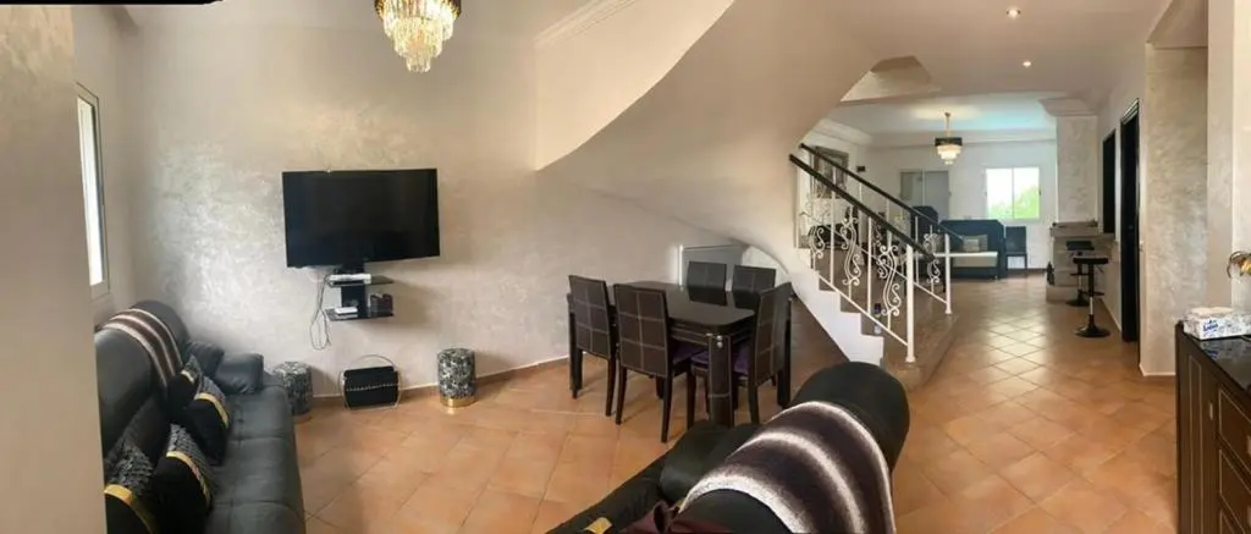 Villa avec piscine privée près de Casablanca Maroc