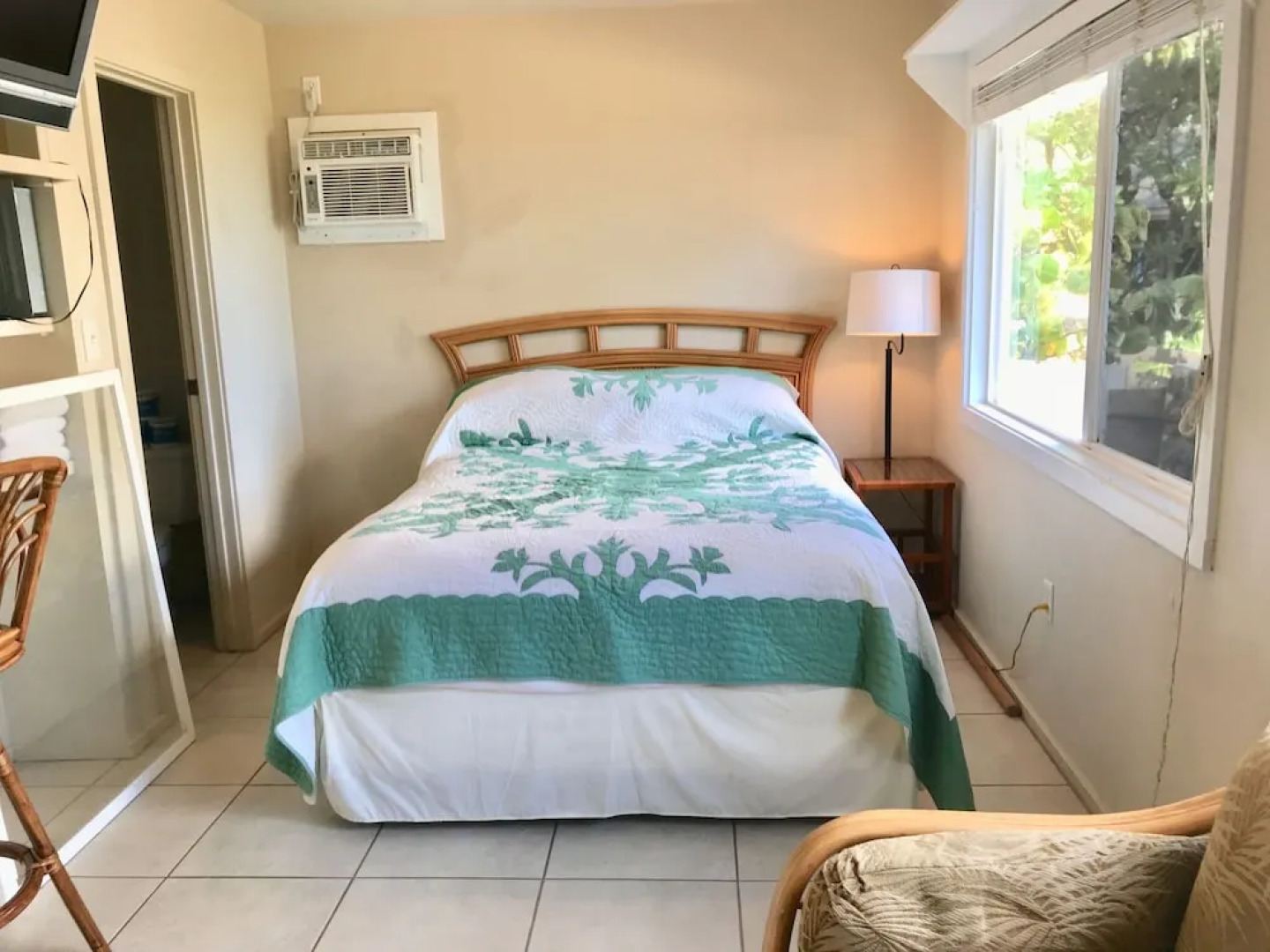 Waimanalo Beach Cottages