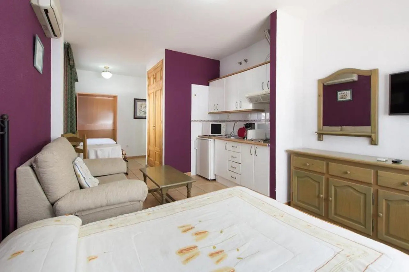 Apartamentos La Fonda