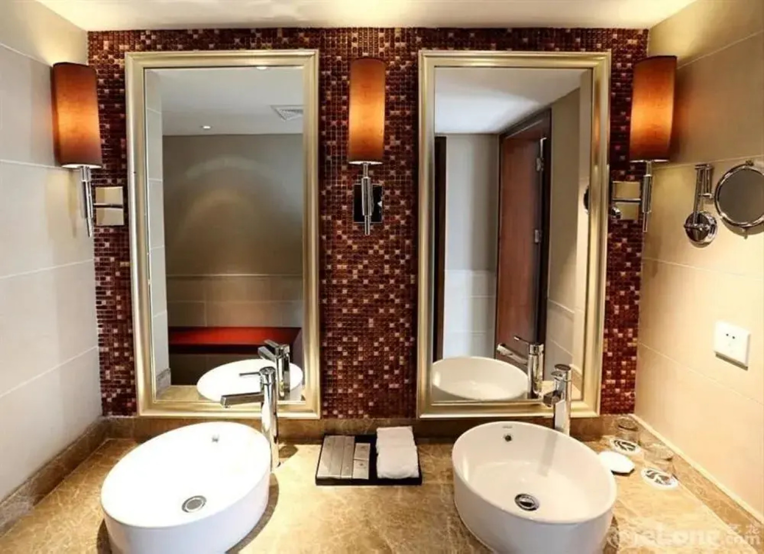 Yichang Riverside No 1 Hotel