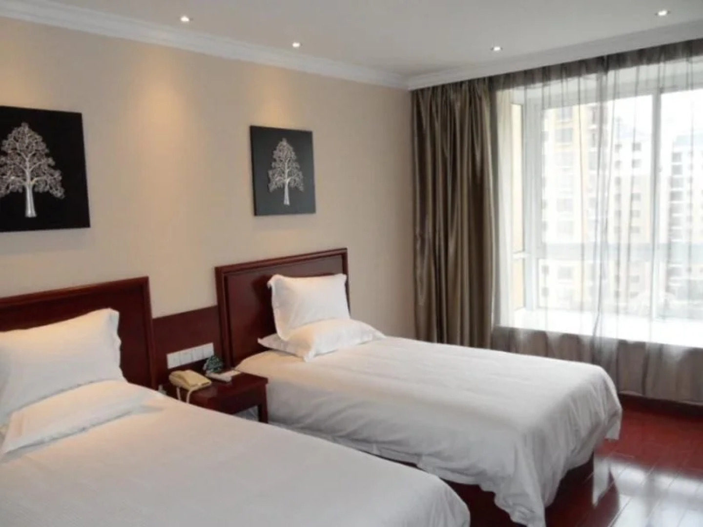 GreenTree Inn Hebei Zhangjiakou Zhangbei Bus Station Zhangku Avenue Express Hotel