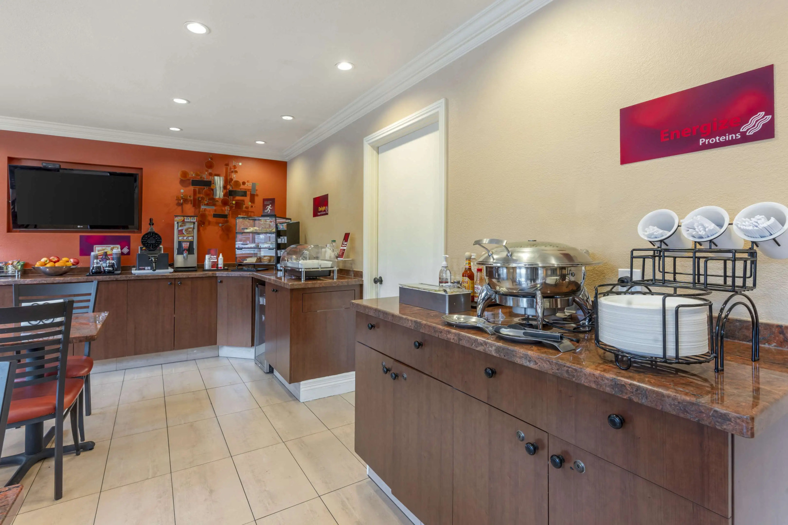 Best Western Plus Airport Plaza