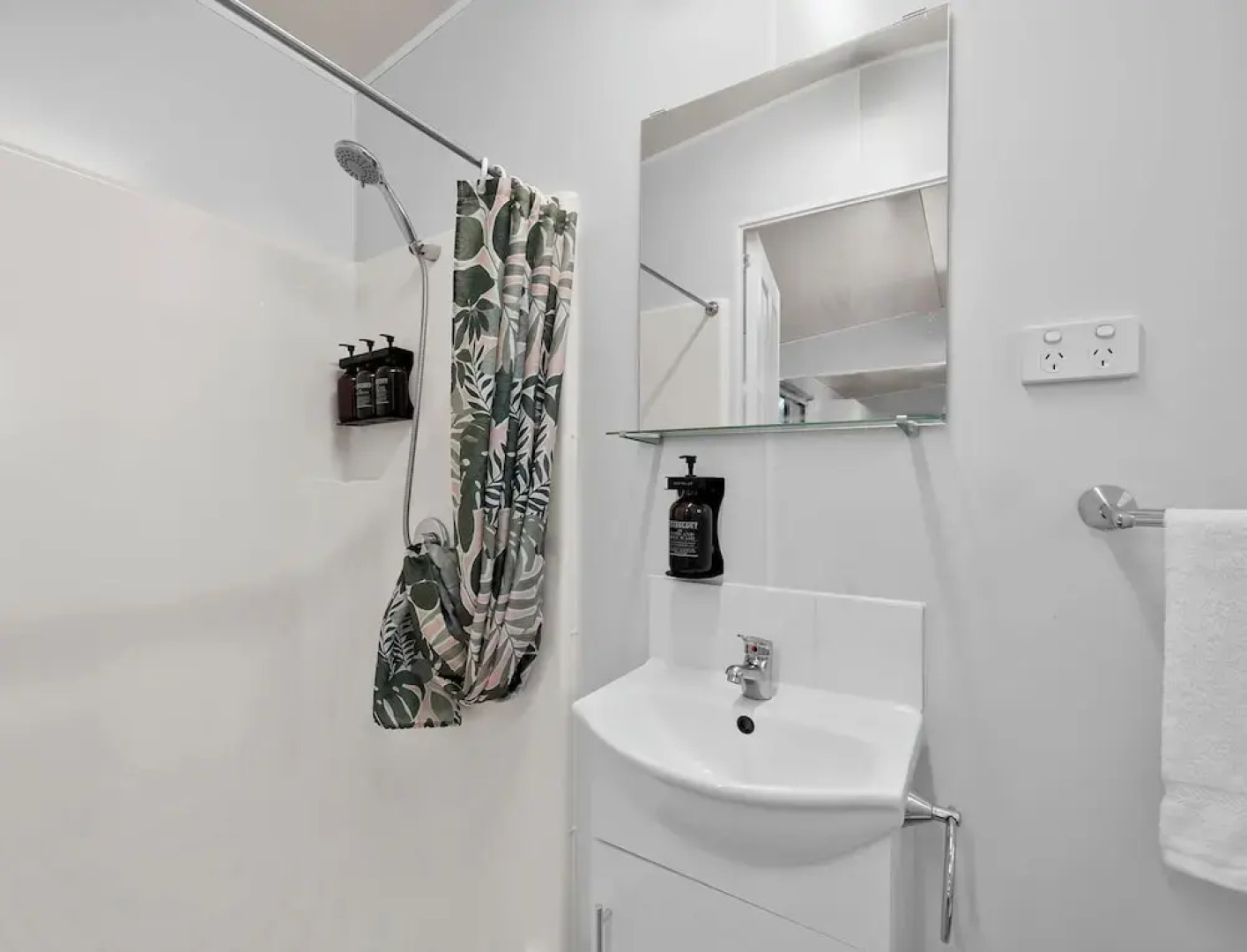 Shepparton Holiday Park and Village