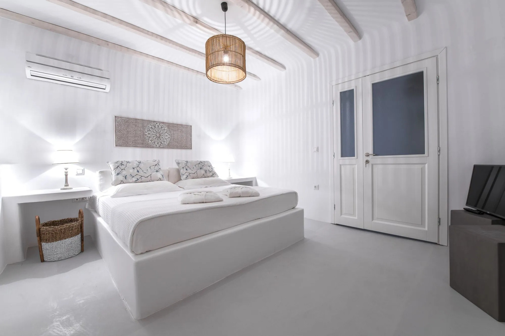 Eden View Suites & Villas