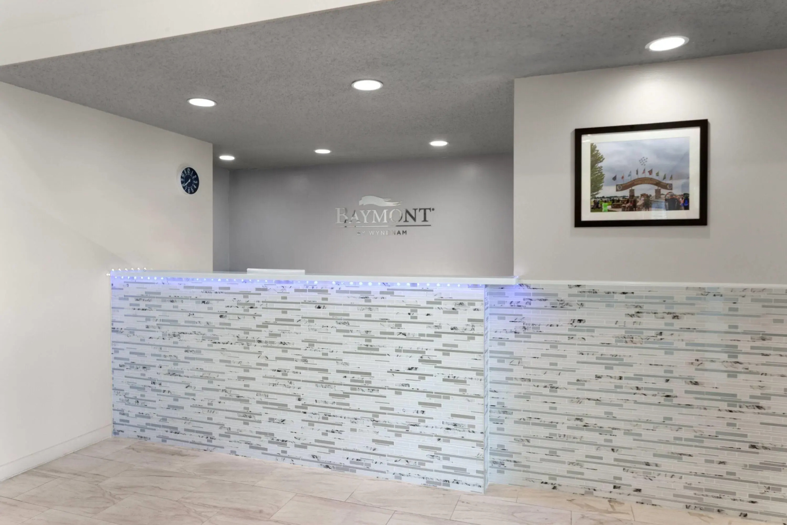 Baymont by Wyndham Oshkosh Airport