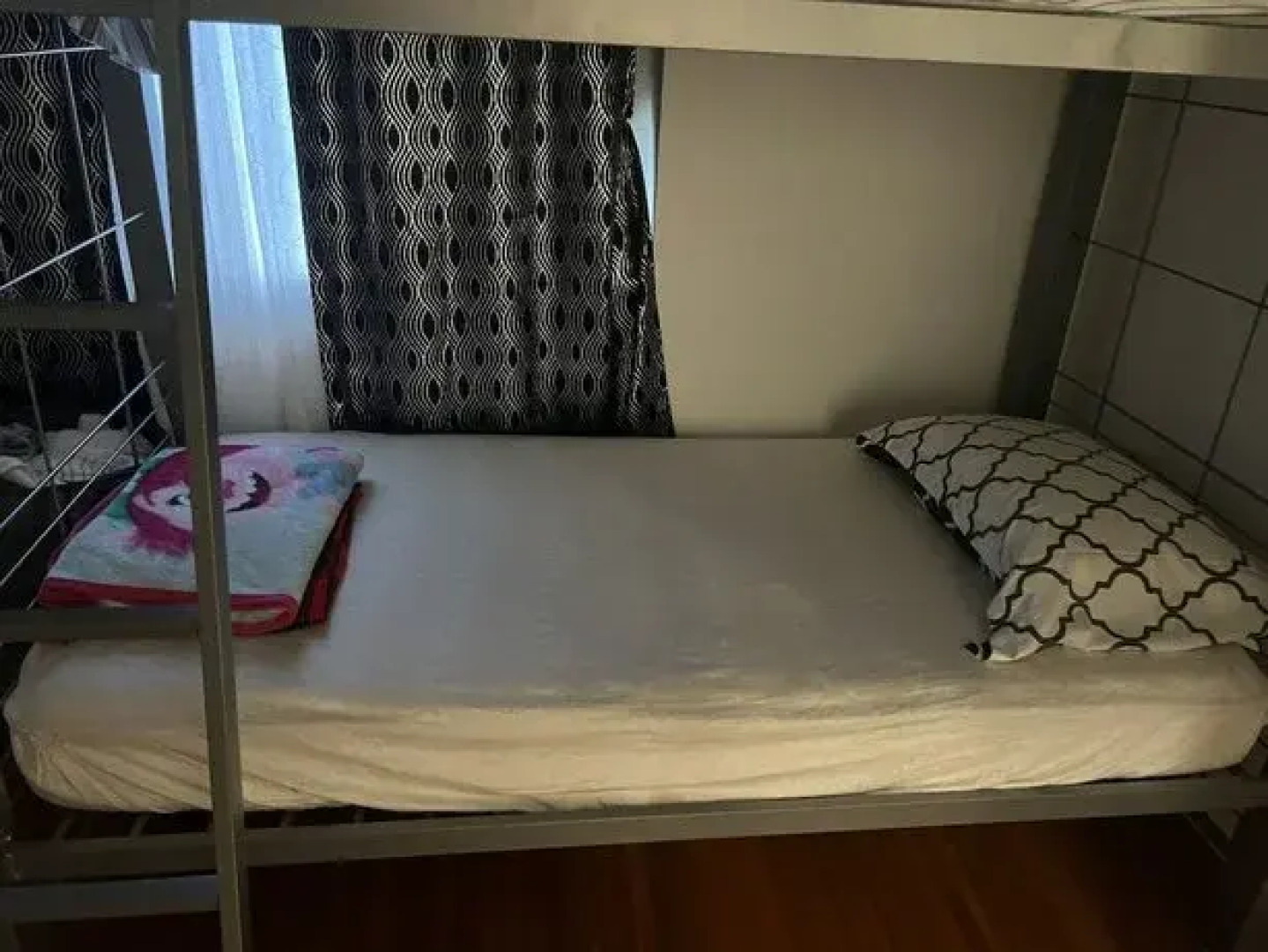 Airport Guest Suites