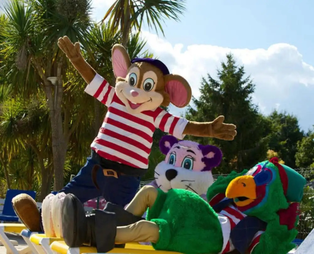 Property With 3 Bedrooms in Saint-julien-en-born, With Shared Pool, Furnished Terrace and Wifi - 4 km From the Beach