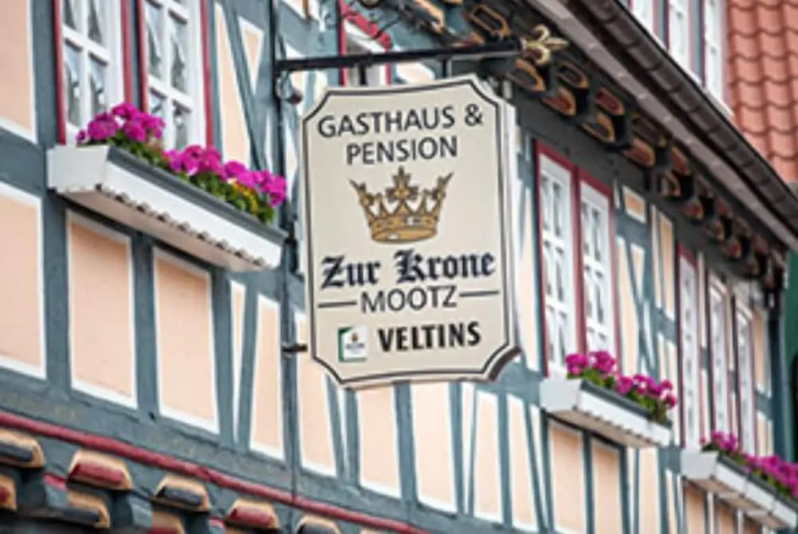 Gaststätte & Pension  Zur Krone