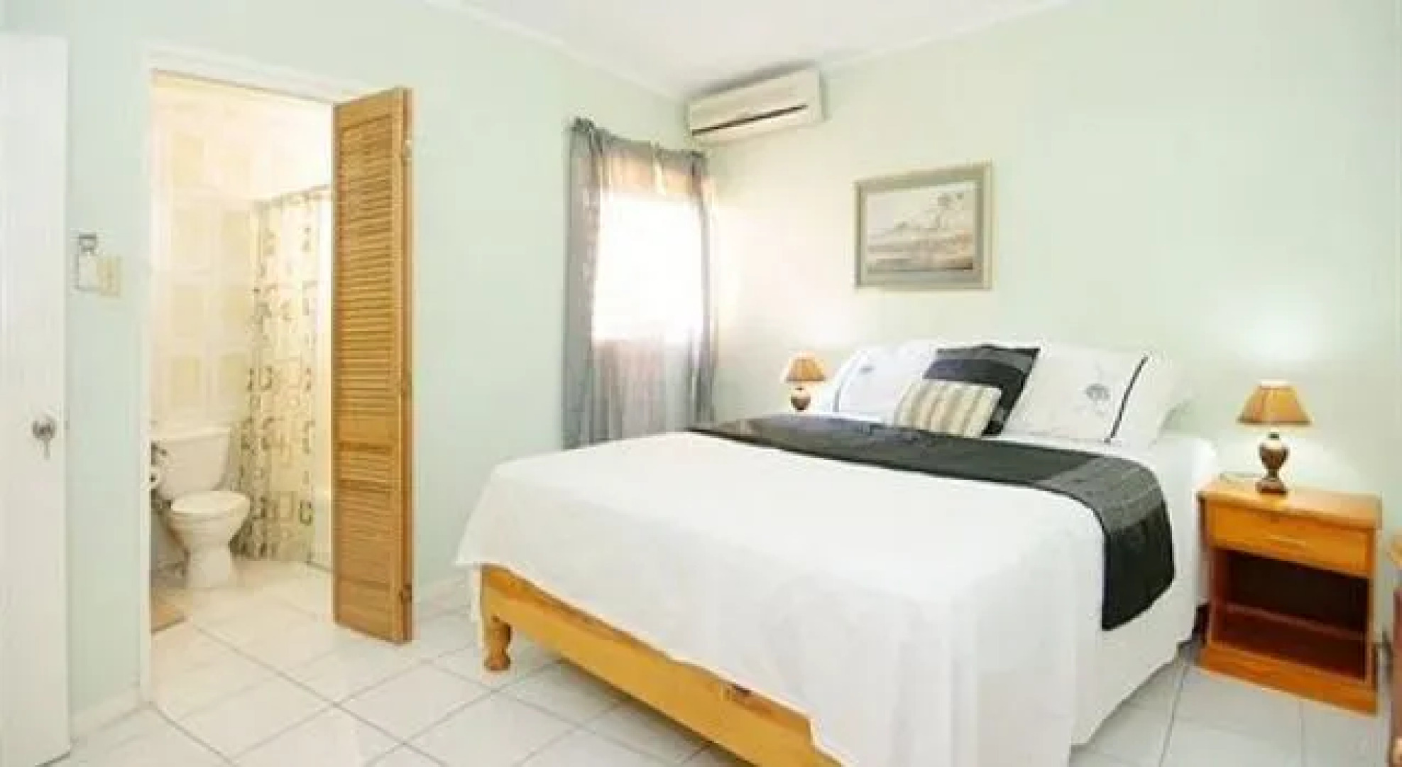 Cozy Spot In Kingston