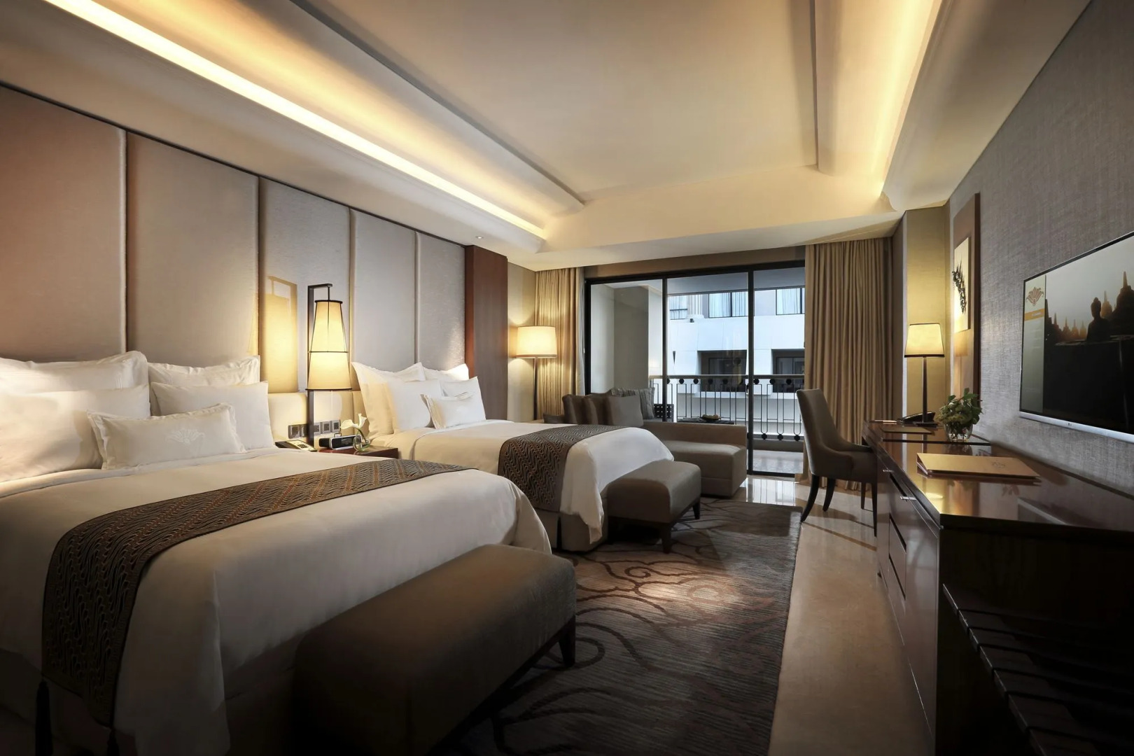 Hotel Tentrem Yogyakarta