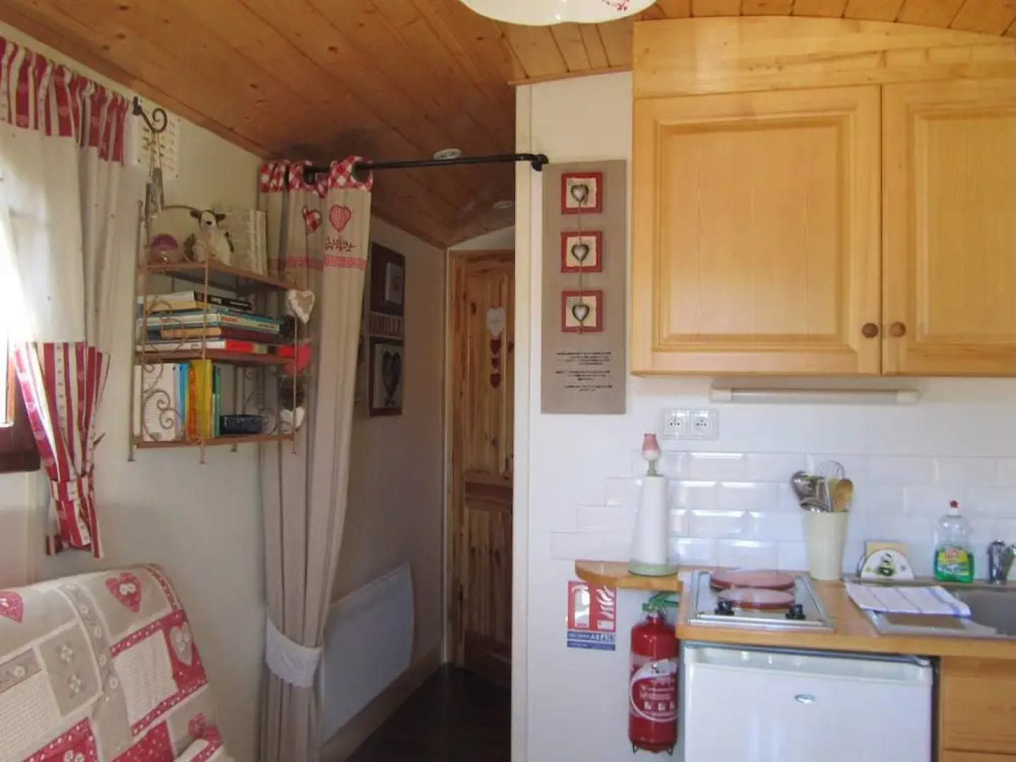 Les Roulottes Du Chauvelin