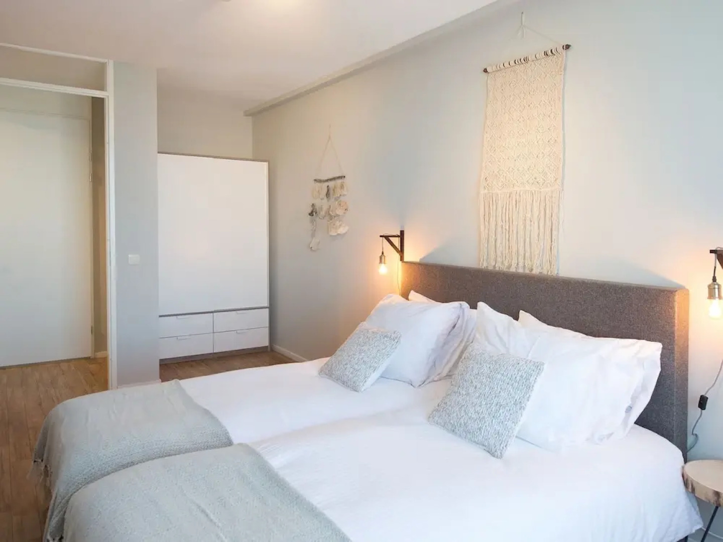 Sea-view Apartment With Balcony