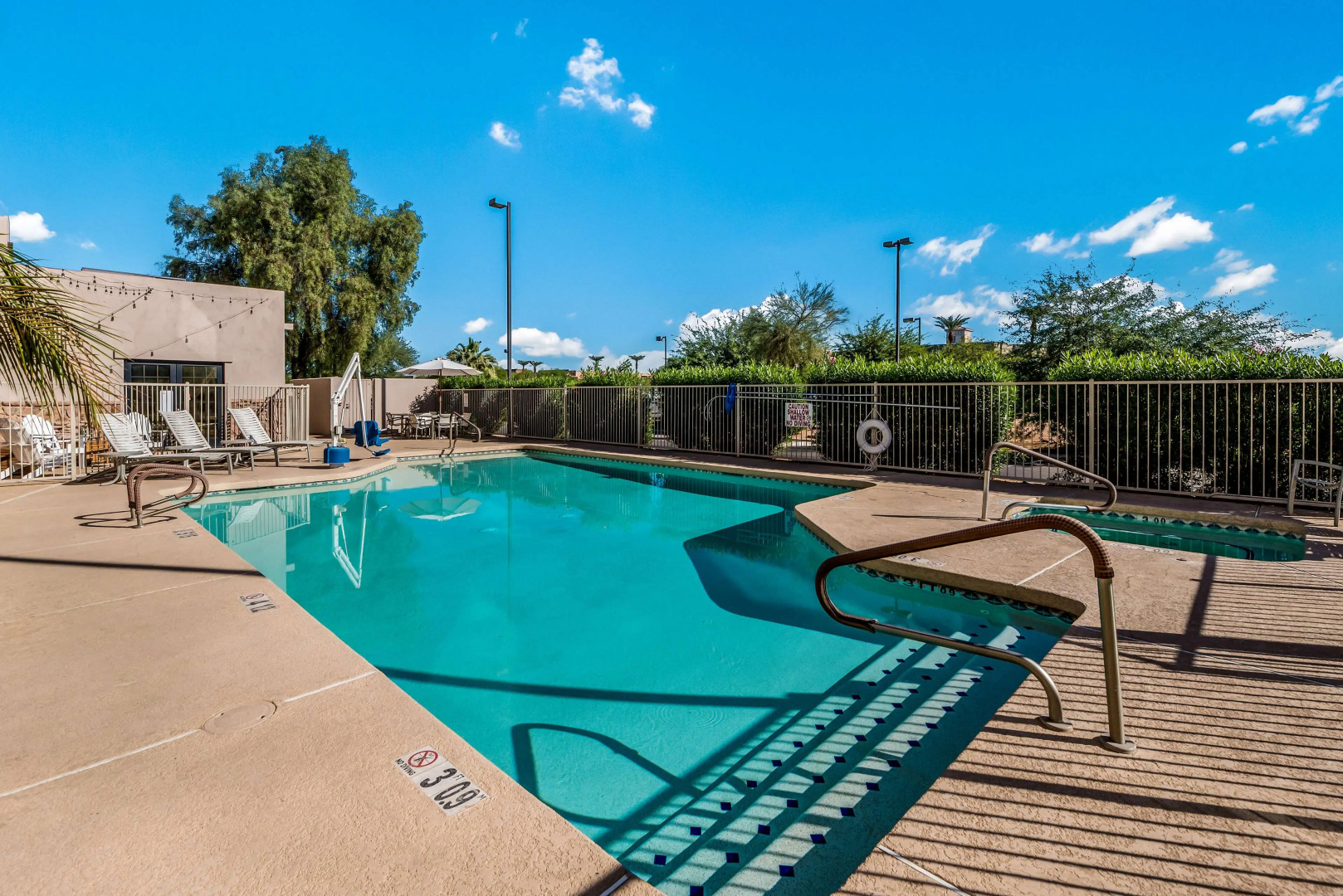 Red Lion Inn & Suites Goodyear Phoenix