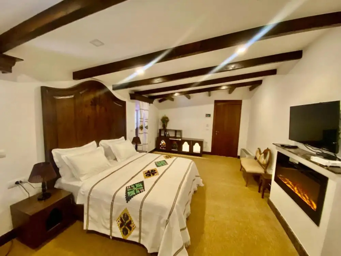 Tradita Gege & Toske