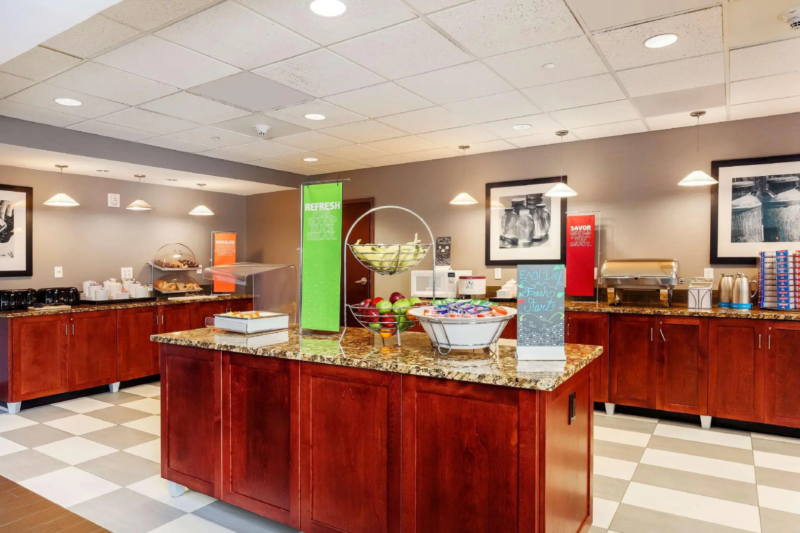Hampton Inn & Suites Poughkeepsie