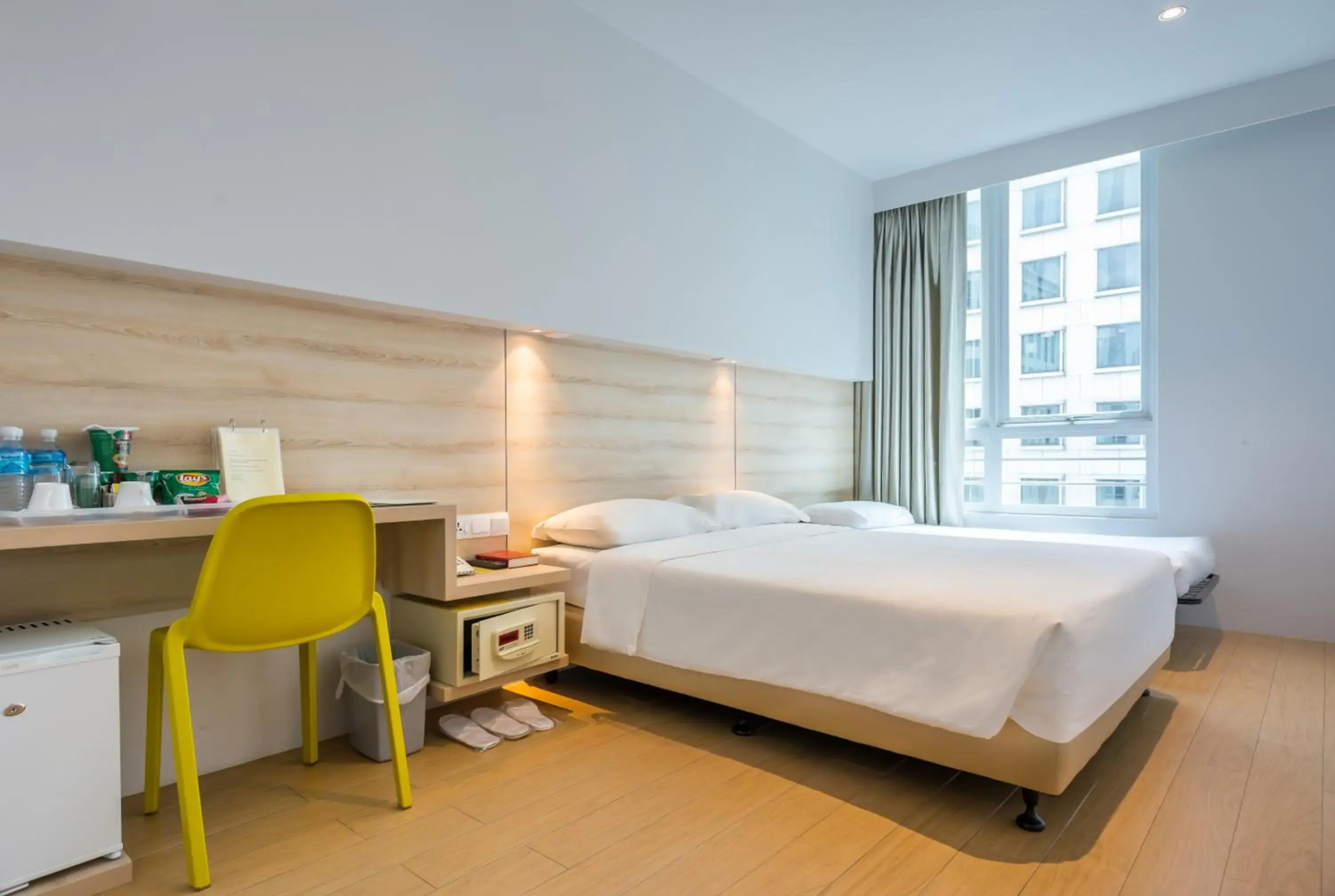 Summer View Hotel