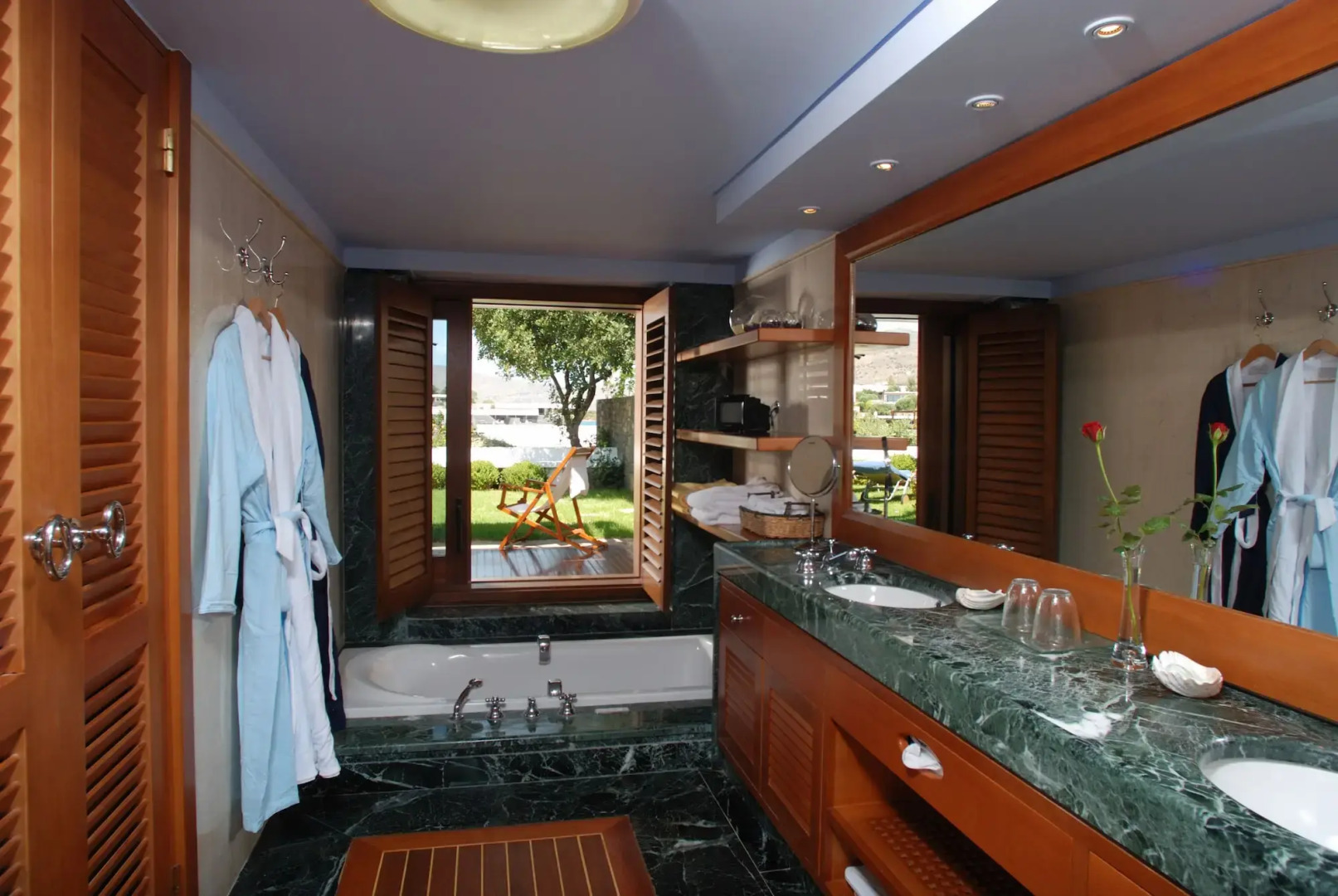 Elounda Beach Hotel & Villas, a Member of the Leading Hotels of the World