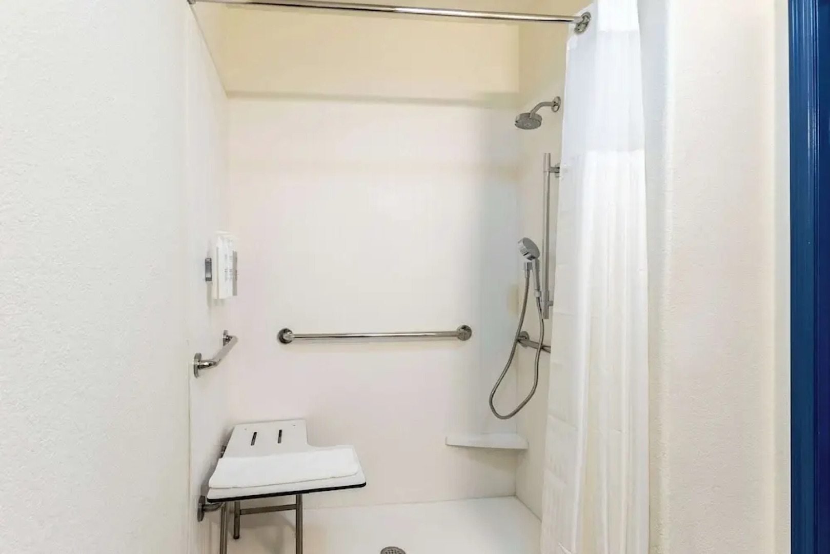 Quality Inn & Suites At Talavi