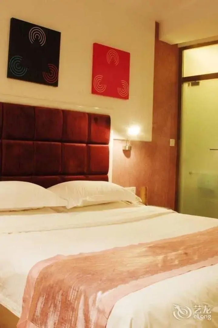 Tianlun Huangchao Fashion Hotel