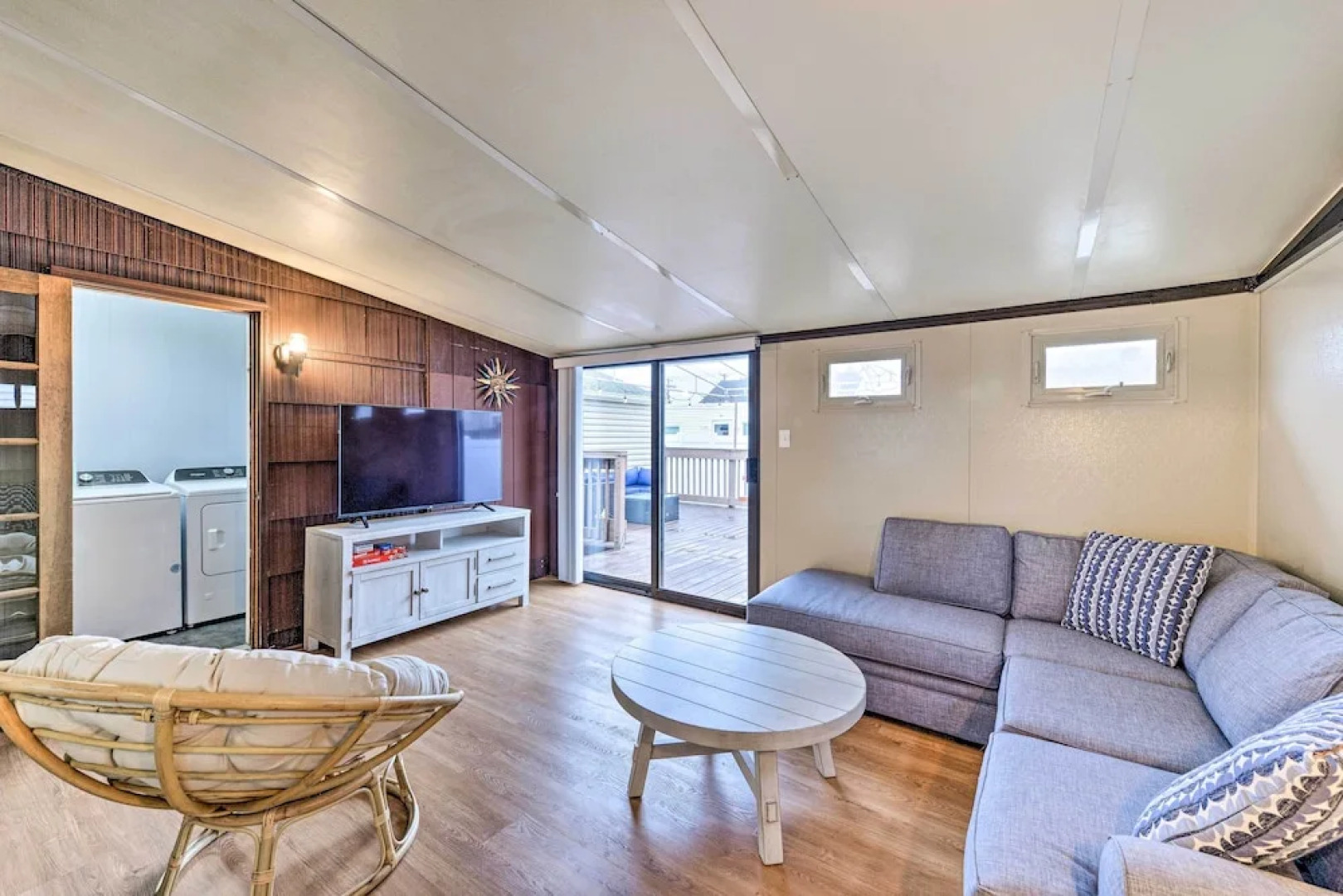 Coastal Brigantine Cottage: Walk to Beaches