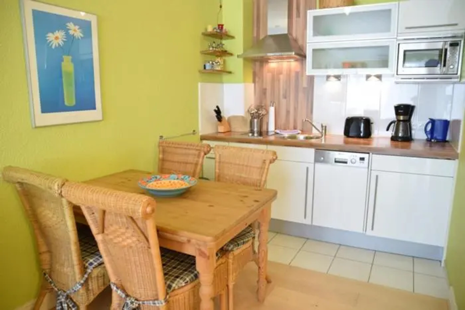 Geräumiges 2-Zimmer-Appartement in der 3. Etage des Hauses.
