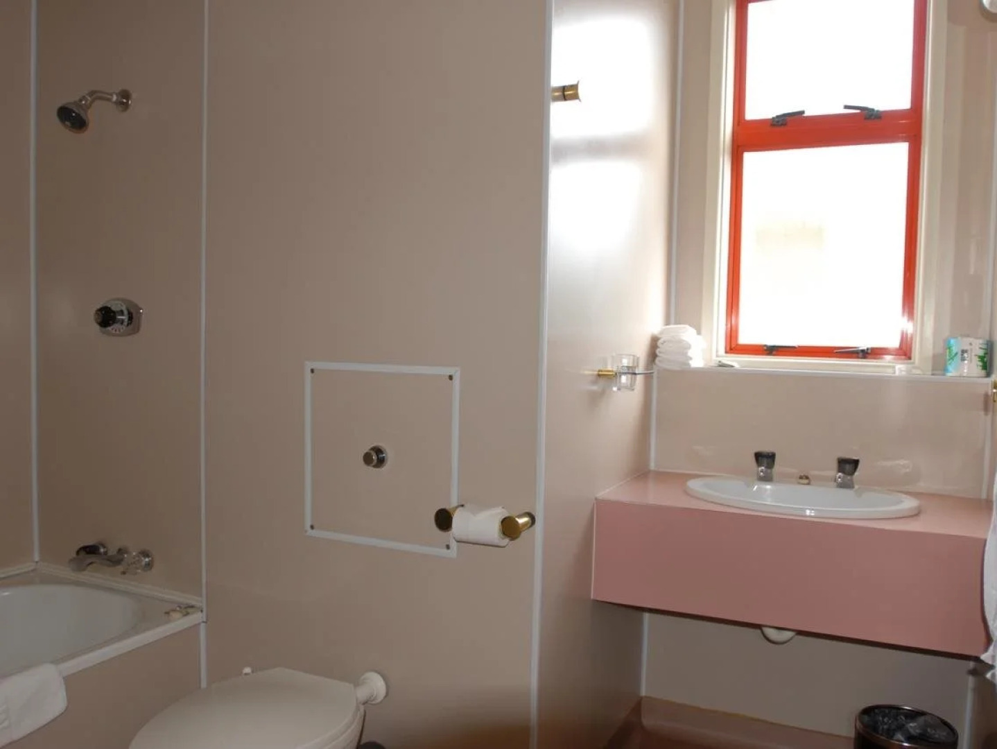 Harbour City Motor Inn