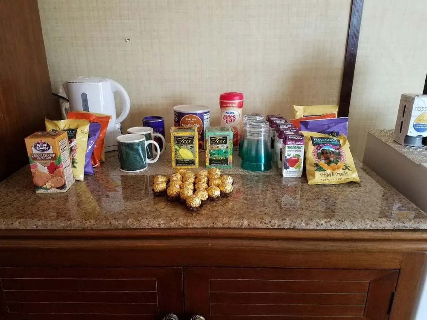 2417 @ Oceanfront Resort Lihue, Kauai Beach Drive